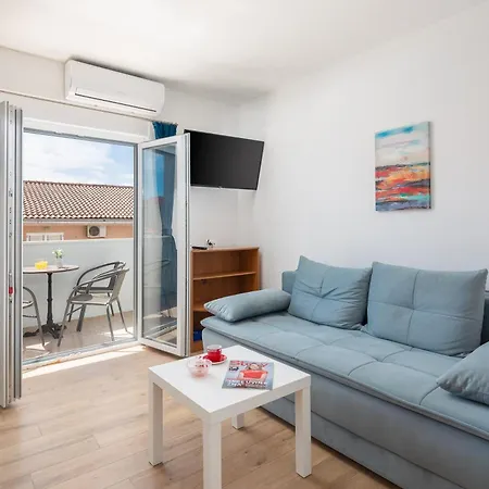 Near Central Beach With Free Parking Appartamento *