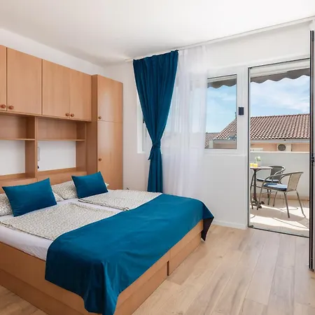 Appartamento Near Central Beach With Free Parking Makarska