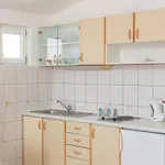Near Central Beach With Free Parking