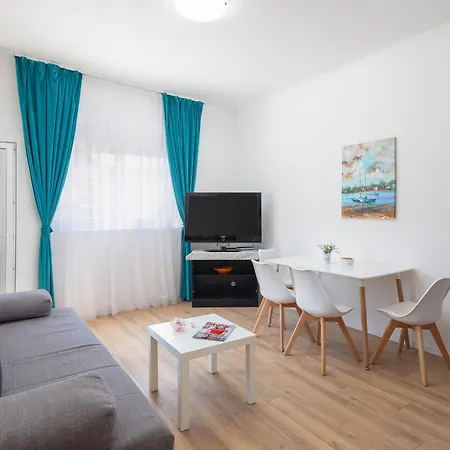 公寓 Near Central Beach With Free Parking