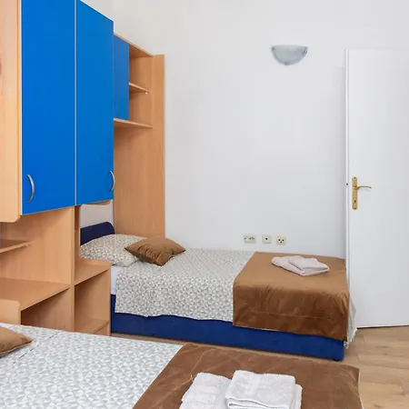 公寓 Near Central Beach With Free Parking *