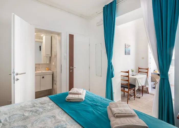 Near Central Beach With Free Parking * מאקרסקה