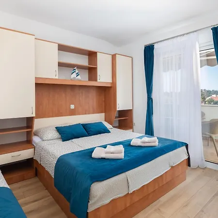 Near Central Beach With Free Parking * Μακάρσκα