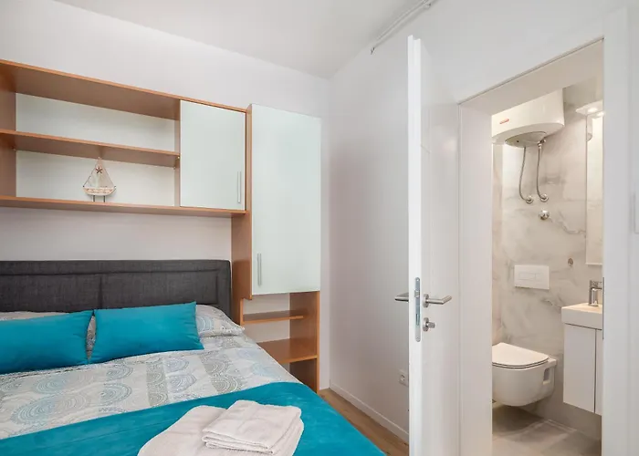 Near Central Beach With Free Parking 公寓 *